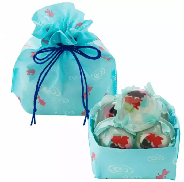 夏の風物詩をあらわした涼感あふれる「和風ぜりー」。日本橋屋長兵衛の涼菓