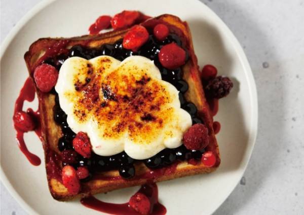 THE ALLEYが食パンに恋をした。「＃クロワッサンな食パン」を使った黒糖タピオカトーストを限定発売!