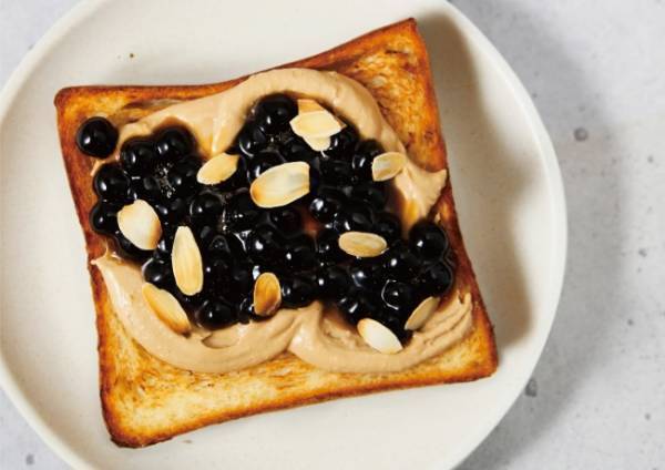 THE ALLEYが食パンに恋をした。「＃クロワッサンな食パン」を使った黒糖タピオカトーストを限定発売!