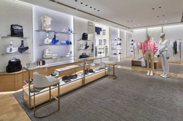 ディオール大丸札幌店が新たにオープン。国内百貨店で初めてウィメンズとメンズを一緒に展開