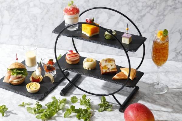 目黒雅叙園でサマーアフタヌーンティー。爽やかでさっぱりとしたスイーツとセイボリーを堪能