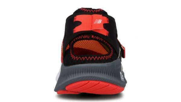 優れた快適性と革新的なデザインを融合。ニューバランスからFuelCellを採用した高機能サンダルが登場