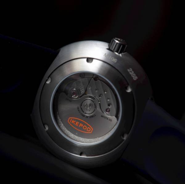 スイス時計ブランド「アイクポッド」、新コレクションMegapodで復活後初の限定モデルを発売