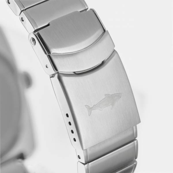 ジョーズウォッチが復刻。新生アルスタが日本上陸