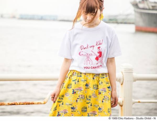 キキやトトロなど、スタジオジブリ作品のキャラクターやモチーフをあしらったTシャツが今年も登場