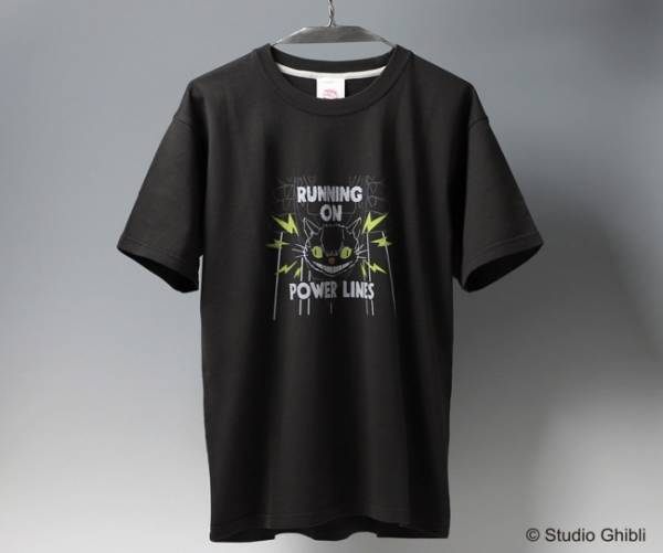 キキやトトロなど、スタジオジブリ作品のキャラクターやモチーフをあしらったTシャツが今年も登場