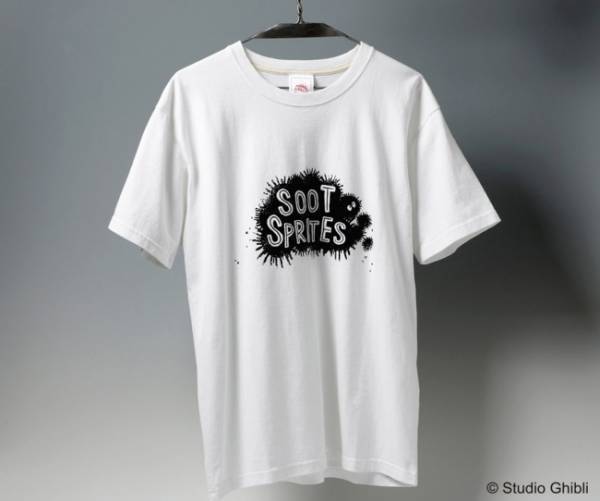 キキやトトロなど、スタジオジブリ作品のキャラクターやモチーフをあしらったTシャツが今年も登場
