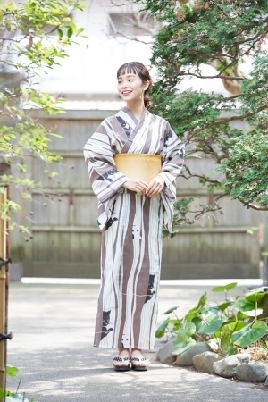 今年の夏は「おうち浴衣」で涼しく華やかに。神田沙也加、小嶋真子が手掛ける浴衣も登場