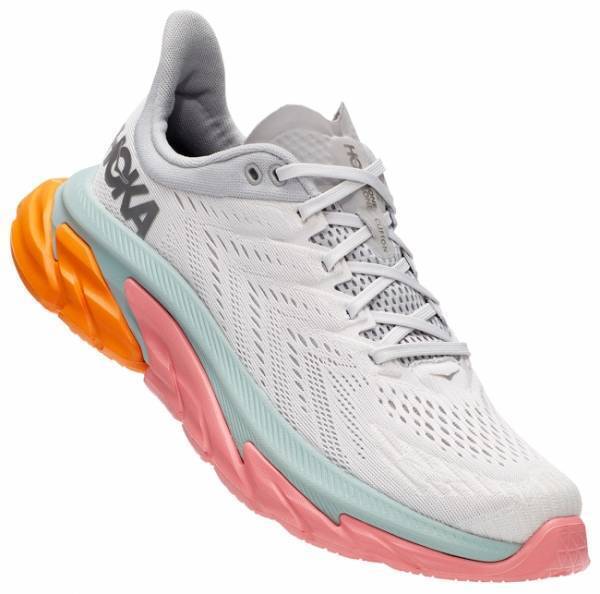 HOKA ONE ONE のイノベーションの集大成! 革新的なロードランニングシューズ発売