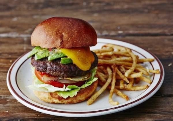 ジンギスカンバーガーも! 北海道初出店のJ.S. BURGERS CAFEが6月18日札幌にオープン