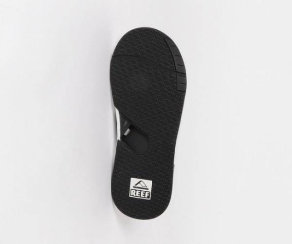 老舗カリフォルニアブランドREEFとアーバンリサーチ サニーレーベルのコラボサンダルがリリース!