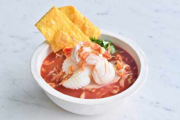 すごい! 煮干ラーメン凪とRED U-35 受賞料理人森枝幹氏が「フードロスゼロラーメン」でコラボ