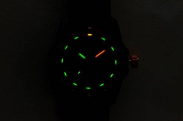 世界最強のサバイバリストを支える腕時計がついに登場！ 極限を生き抜くためのフィールドウォッチ