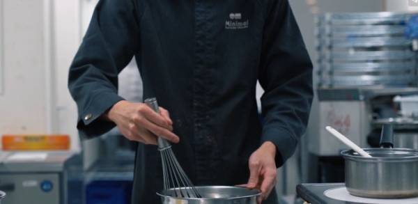 チョコレートの職人チーム「Minimal」の味をご自宅で! 本格チョコレートスイーツの新作を月替りでお届け