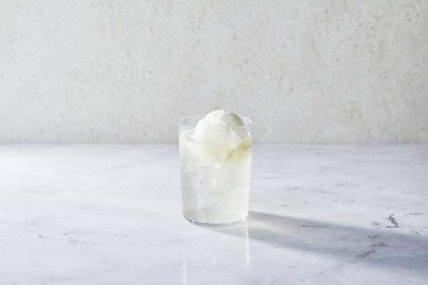 横浜エリア初出店! ブルーボトルコーヒーのカフェスタンドがニュウマン横浜にオープン