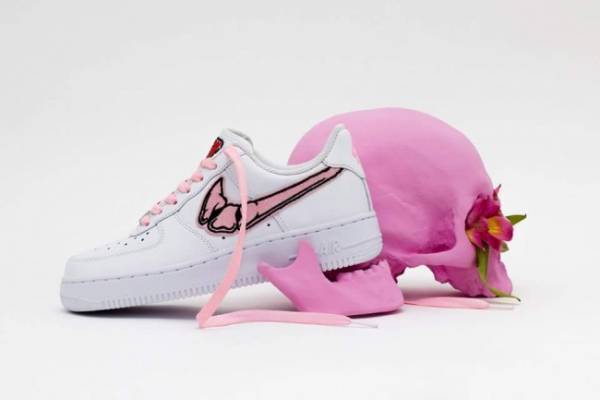 2019年最も話題となったカスタムシューズ「STILLALIVE(スティルアライブ)」の日本公式サイトがオープン