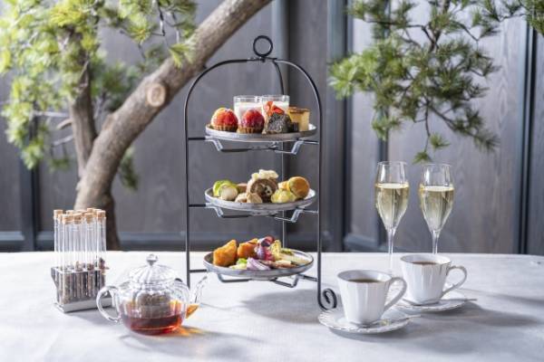 銀座で大人のかき氷を嗜む。日本酒大吟醸のアイスや煎りたての抹茶を合わせた上質な和スイーツ