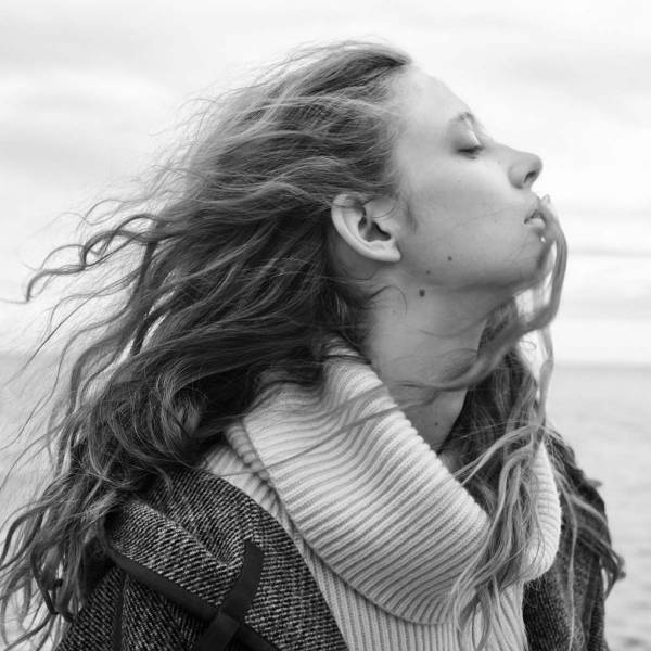 セリーヌ、エディ・スリマンが撮り下ろした2020年ウィンターヴィジュアル