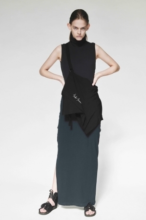 discord Yohji Yamamoto、刺繍生地が構成されたEmbroidery DrapeをGINZA SIX店限定で展開