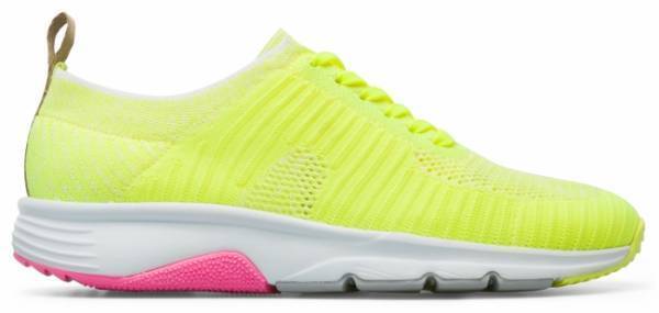 カンペールが提案する新コンセプト「サステナブルサマー」のサンダルがラインアップ