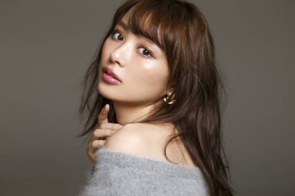 内田理央が選んだ夏服! 売上利益が全額チャリティになるスナイデルのオンラインストア企画がスタート