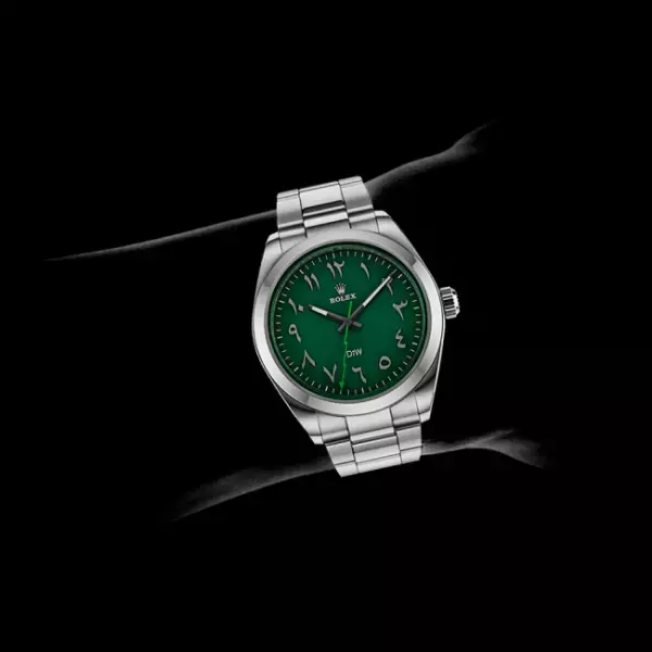 クラシックで斬新なダイヤルデザイン。ROLEXのミルガウスをDIWがカスタマイズ