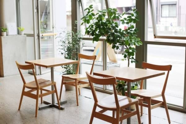 ブルーボトルコーヒー 中目黒カフェビル内にフラワーショップ「ex. flowershop & laboratory」「Lifft」がオープン