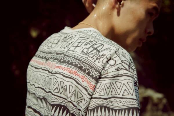 TENBOXとGRAMICCIがスペシャルコラボ。オリジナルグラフィックのTシャツなど限定販売