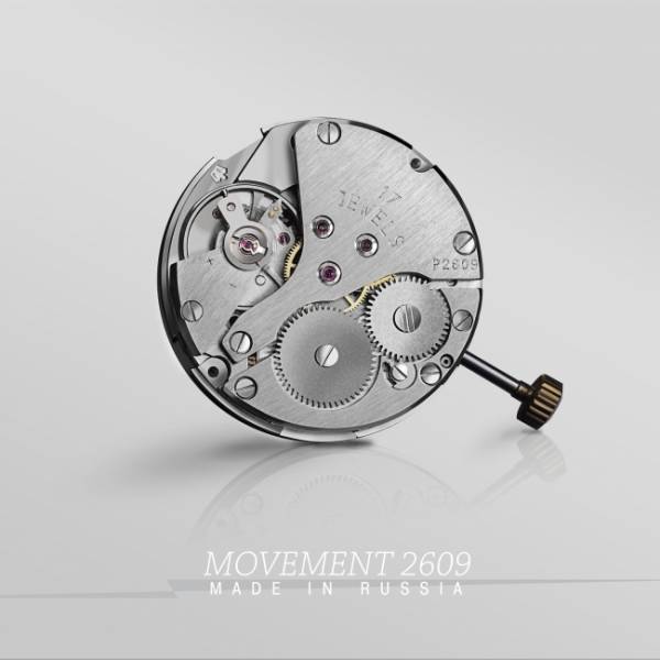 希少価値の高い手巻きムーブメントを搭載。ブロンズケースでエイジングも楽しめるシュトゥルマンスキーの時計