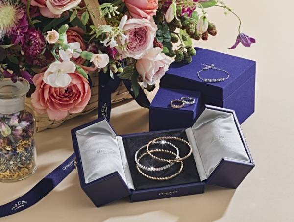 ショーメがラグジュアリーな時間をご自宅へお届けするキャンペーンを実施。贅沢時間に包まれる「＃おうちサマーガーデン」