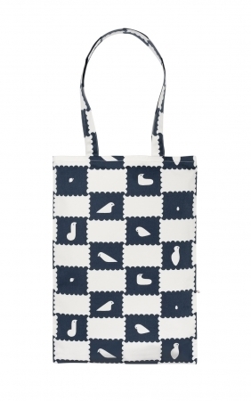 皆川明氏の手描きの鳥のデザイン。Iittala x mina perhonen、日常生活に軽やかさと幸福をもたらす小さな日常アイテムのコレクション