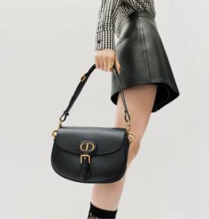 マリア・グラツィア・キウリによるDIORの新作アイコンバッグ「ディオール ボビー」