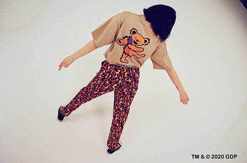 X-girlと伝説的バンド「GRATEFUL DEAD」がコラボ! ダンシング・ベアを使用したアイテムなどが登場