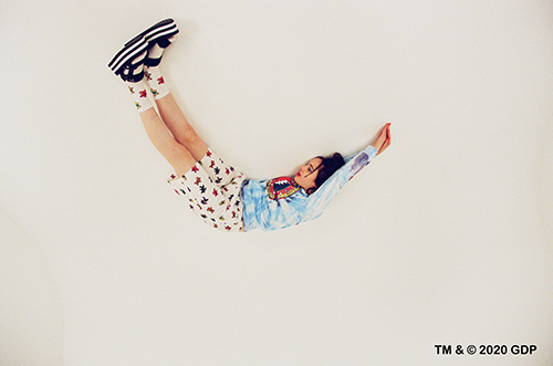 X-girlと伝説的バンド「GRATEFUL DEAD」がコラボ! ダンシング・ベアを使用したアイテムなどが登場