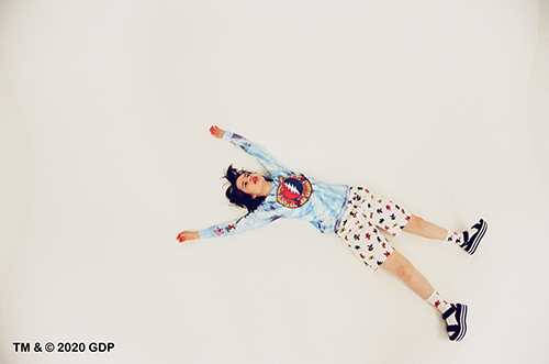 X-girlと伝説的バンド「GRATEFUL DEAD」がコラボ! ダンシング・ベアを使用したアイテムなどが登場