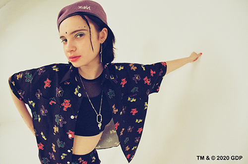 X-girlと伝説的バンド「GRATEFUL DEAD」がコラボ! ダンシング・ベアを使用したアイテムなどが登場