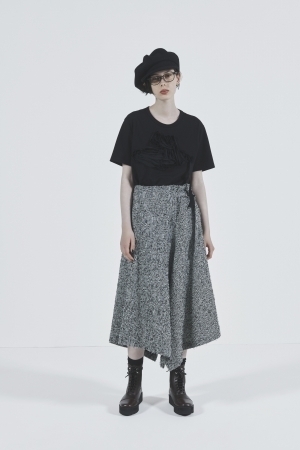 Y'sから初のアイウェアコレクションが登場! 機能的で質の高いプレタポルテを提案