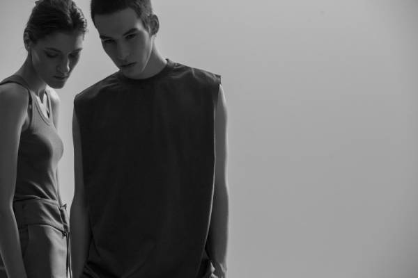 「HYKE × N.HOOLYWOOD × VISIONARIUM THREE」注目のコラボコレクション、7月28日より先行発売開始!