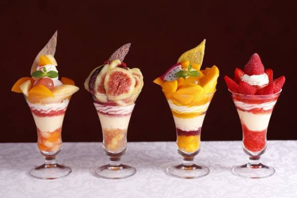 産地や旬にこだわったフルーツをメインに伝統のバニラアイス。資生堂パーラー銀座本店でパフェフェア開催