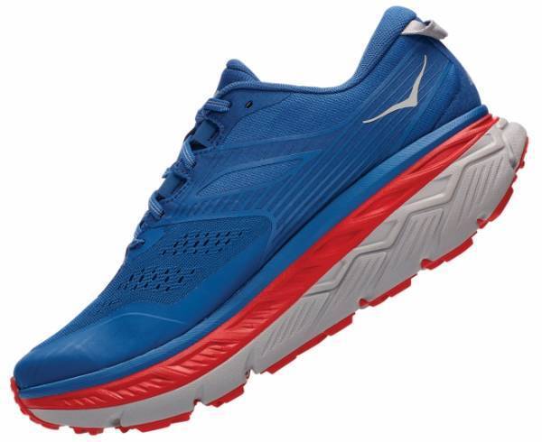 HOKA ONE ONE より極厚のクッションを搭載した全路面対応ランニングシューズが新登場