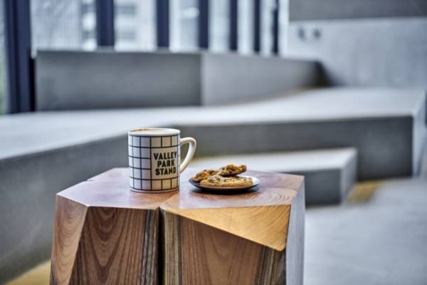 渋谷の街を架空の公園と捉えたビジターセンターカフェ「VALLEY PARK STAND」が8月1日オープン