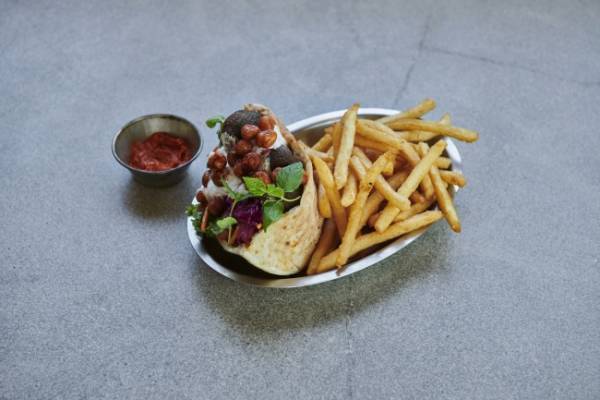 渋谷の街を架空の公園と捉えたビジターセンターカフェ「VALLEY PARK STAND」が8月1日オープン