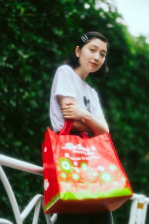 おしゃれな人が使ってるエコバックがみたい! モデル・小谷実由のエコバッグコーデ【アプリ限定】