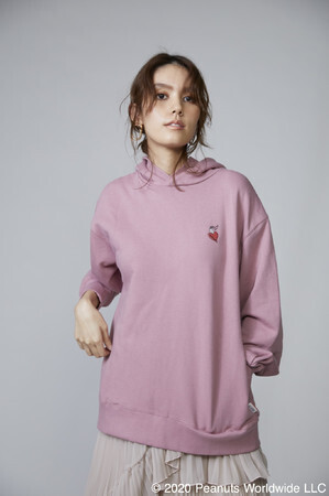 スナイデルがPEANUTSとコラボレーションしたポップアップストアを阪急うめだ本店にOPEN