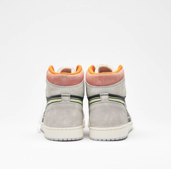 スティルアライブからAJ1の「RETORO HIGH  NEUTRAL GREY」のリメイクスニーカーが発売