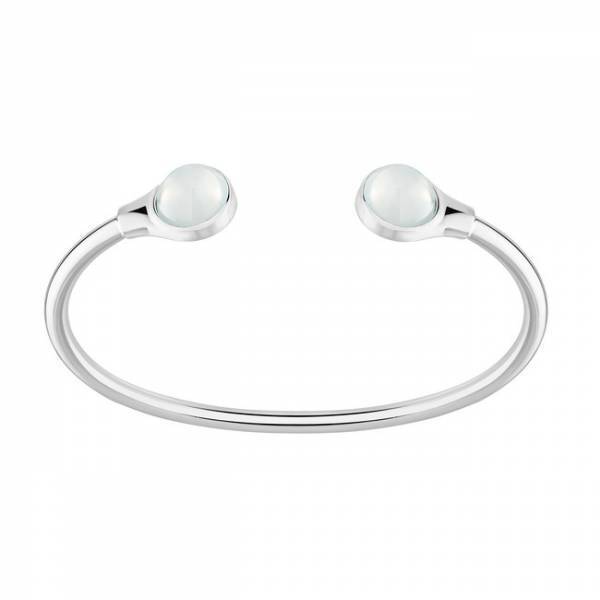 ラリックのアイコンジュエリー「カボションリング」。新作バングルでひろがるピュアな煌き