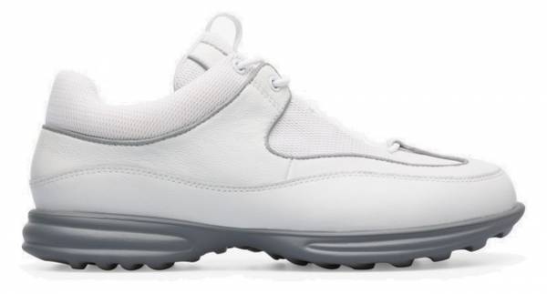 やっぱりスニーカーは白! 秋冬シーズンにもおすすめ、カンペールから、新作のホワイトシューズが登場