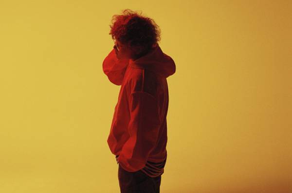 SpotifyがVaundyを起用したテレビCMを放映！多様なライフスタイルにマッチする各種プランを紹介