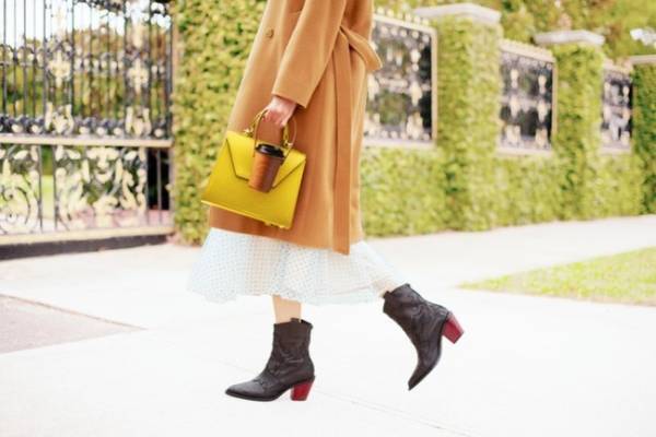 カップホルダー付きギフトも秋らしい装いで登場! 豊かな味わいが楽しめるスターバックスの秋季限定コーヒー