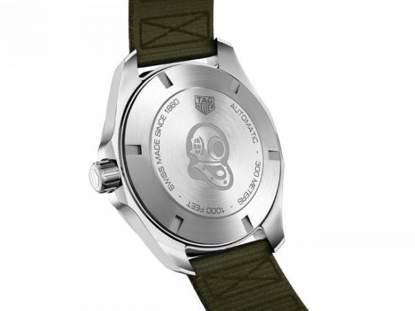スタイリッシュなカーキモデルとブルーとブラウンのべっ甲柄が美しい、タグ・ホイヤー アクアレーサーに新作モデルが登場